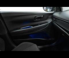 Hyundai BAYON This 2022 Hyundai BAYON T-GDi Premium is a superb example, having had only one owner s - 31