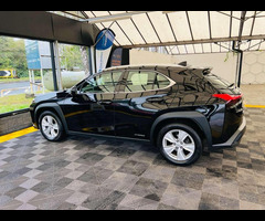 Lexus UX 2.0 UX 250h 4x2 CVT 5dr - 4