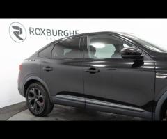 Renault Arkana This 2022 Renault Arkana E-TECH r.s. line is a superb example, having had only one ow - 13