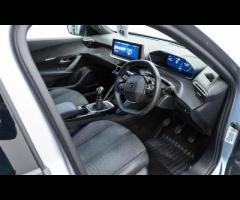 Peugeot 2008 This 2024 Peugeot 2008 Allure is a superb example, having been owned by just one carefu - 16