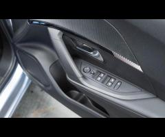 Peugeot 2008 This 2024 Peugeot 2008 Allure is a superb example, having been owned by just one carefu - 19