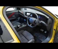 Vauxhall Astra This 2022 Vauxhall Astra Turbo GS Line offers exceptional provenance, having been own - 19