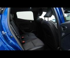 Renault Clio This 2022 Renault Clio E-TECH Techno is a superb example, having had only one owner sin - 28