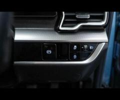 Kia Sportage HPI Clear - 1 Owner - KIA Service History - 36 Months Warranty available + Superb value - 21