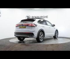 Volkswagen Taigo This 2023 Volkswagen Taigo TSI R-Line is a superb example, having had only one owne - 8