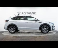 Volkswagen Taigo This 2023 Volkswagen Taigo TSI R-Line is a superb example, having had only one owne - 9