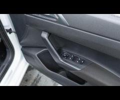 Volkswagen Taigo This 2023 Volkswagen Taigo TSI R-Line is a superb example, having had only one owne - 24