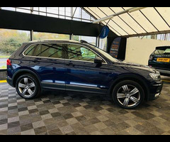 Volkswagen Tiguan 2.0 Tiguan SEL TDI BlueMotion Technology 4Motion Semi-Auto 4WD 5dr - 3