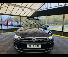 Volkswagen Tiguan 2.0 Tiguan SEL TDI BlueMotion Technology 4Motion Semi-Auto 4WD 5dr - 4