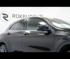 Mercedes-Benz GLA HPI Clear -  1 Owner from new - Mercedes Service History - 36 Months Warranty avai - 11