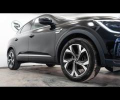 Renault Arkana This 2023 Renault Arkana E-TECH techno is a superb example, having had only one owner - 11