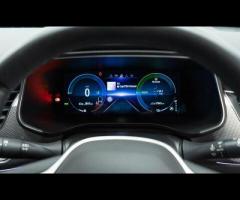 Renault Arkana This 2023 Renault Arkana E-TECH techno is a superb example, having had only one owner - 23