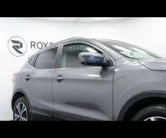Nissan Qashqai HPI Clear - 1 Previous Owner - Nissan Service History - 36 Months Warranty available - 11