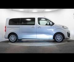 Peugeot Traveller This 2017 Peugeot Traveller BlueHDi Active presents an exceptional ownership propo - 9