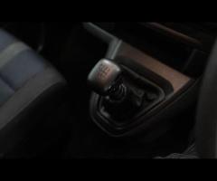 Peugeot Traveller This 2017 Peugeot Traveller BlueHDi Active presents an exceptional ownership propo - 25