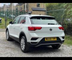 Volkswagen T-Roc Get a stylish, practical, and efficient VW SUV with a great spec for a fraction of - 9