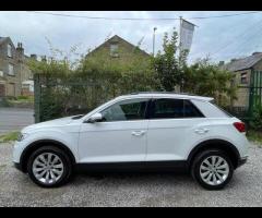 Volkswagen T-Roc Get a stylish, practical, and efficient VW SUV with a great spec for a fraction of - 12