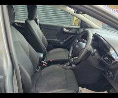 Ford Puma HERE WE PRESENT A FORD PUMA MHEV TITANIUM, PUMA NEW ECO BOOST MILD HYBRID ENGINE in SILVER - 9