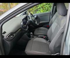 Ford Puma HERE WE PRESENT A FORD PUMA MHEV TITANIUM, PUMA NEW ECO BOOST MILD HYBRID ENGINE in SILVER - 36