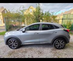 Ford Puma HERE WE PRESENT A FORD PUMA MHEV TITANIUM, PUMA NEW ECO BOOST MILD HYBRID ENGINE in SILVER - 45