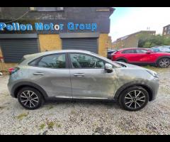 Ford Puma HERE WE PRESENT A FORD PUMA MHEV TITANIUM, PUMA NEW ECO BOOST MILD HYBRID ENGINE in SILVER - 46