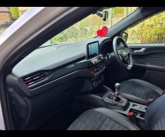 Ford Kuga ****12 MONTHS WARRANTY******HERE IS A STUNNING ST LINE X, FULLY LOADED, PANORAMIC SLIDING - 12