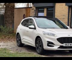 Ford Kuga ****12 MONTHS WARRANTY******HERE IS A STUNNING ST LINE X, FULLY LOADED, PANORAMIC SLIDING - 44