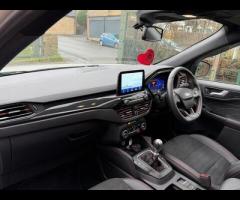 Ford Kuga ****12 MONTHS WARRANTY******HERE IS A STUNNING ST LINE X, FULLY LOADED, PANORAMIC SLIDING - 45