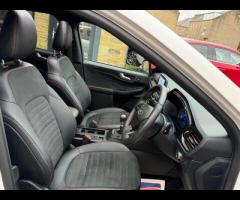 Ford Kuga ****12 MONTHS WARRANTY******HERE IS A STUNNING ST LINE X, FULLY LOADED, PANORAMIC SLIDING - 62