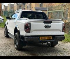 Ford Ranger Stand out from the crowd with this stunning 2023 Ford Ranger 2.0 TD EcoBlue Wildtrak Aut - 14