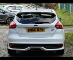 Ford Focus STUNNING FOCUS ST 3 IN WHITE, FULL HEATED LEATHER INTERIOR, RECARO SEATS, TOUCH SCREEN, R - 6