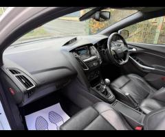 Ford Focus STUNNING FOCUS ST 3 IN WHITE, FULL HEATED LEATHER INTERIOR, RECARO SEATS, TOUCH SCREEN, R - 16