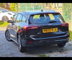 Ford Focus This 2023 Ford Focus Titanium is a superb example, having had only one owner since new. - 4