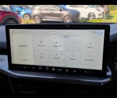 Ford Focus This 2023 Ford Focus Titanium is a superb example, having had only one owner since new. - 13