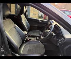 Ford Kuga ABSOLUTE STUNNING KUGA ST LINE EDITION, SAT NAV, REVERSE CAMERA, FRONT AND REAR PARKING SE - 45