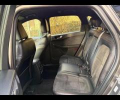 Ford Kuga ABSOLUTE STUNNING KUGA ST LINE EDITION, SAT NAV, REVERSE CAMERA, FRONT AND REAR PARKING SE - 57