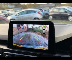 Ford Kuga ABSOLUTE STUNNING KUGA ST LINE EDITION, SAT NAV, REVERSE CAMERA, FRONT AND REAR PARKING SE - 76