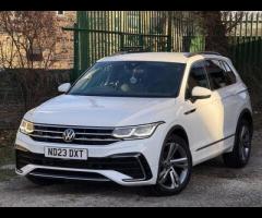 Volkswagen Tiguan Presenting this stylish 2023 Volkswagen Tiguan 1.5 TSI R-Line Edition DSG finished - 2