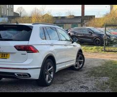 Volkswagen Tiguan Presenting this stylish 2023 Volkswagen Tiguan 1.5 TSI R-Line Edition DSG finished - 17