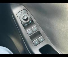 Ford Puma HERE IS A FULLY LOADED PUMA, COMES WITH 360 CAM, REV CAM,  HEATED SEATS AND HEATED STEERIN - 25