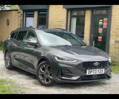 Ford Focus HERE JUST COME IN ST LINE FOCUS, FRONT AND REAR PARKING SENSORS, SAT NAV, CRUISE CONTROL,