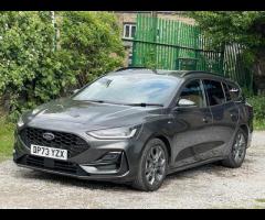 Ford Focus HERE JUST COME IN ST LINE FOCUS, FRONT AND REAR PARKING SENSORS, SAT NAV, CRUISE CONTROL, - 3