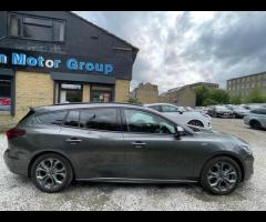 Ford Focus HERE JUST COME IN ST LINE FOCUS, FRONT AND REAR PARKING SENSORS, SAT NAV, CRUISE CONTROL, - 8