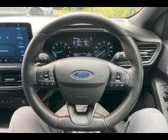 Ford Focus HERE JUST COME IN ST LINE FOCUS, FRONT AND REAR PARKING SENSORS, SAT NAV, CRUISE CONTROL, - 30