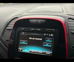 Renault Captur This stylish 2019 (69) Renault Captur 1.3 TCe ENERGY S Edition in crisp white offers - 32