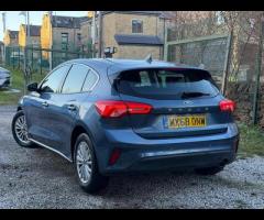 Ford Focus TOP OF THE RANGE TITANIUM FOCUS IN BLUE, 12 MONTHS MOT, SAT NAV, FRONT AND REAR PARKING S - 5