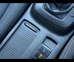 Ford Focus TOP OF THE RANGE TITANIUM FOCUS IN BLUE, 12 MONTHS MOT, SAT NAV, FRONT AND REAR PARKING S - 42