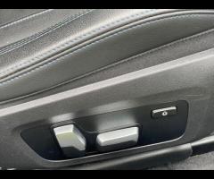 BMW 4 Series This 2023 BMW 4 Series M440d offers a blend of performance and practicality. Featuring - 35