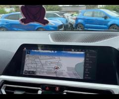 BMW 4 Series This 2023 BMW 4 Series M440d offers a blend of performance and practicality. Featuring - 51