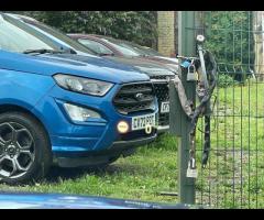 BMW 4 Series This 2023 BMW 4 Series M440d offers a blend of performance and practicality. Featuring - 55